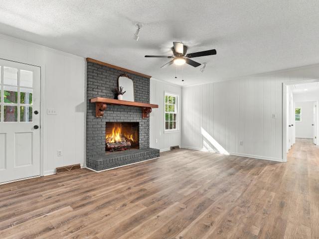 105 Vicksburg Court