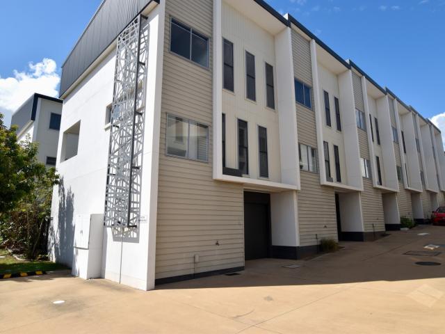 10/5 View Street West Gladstone, QLD 4680