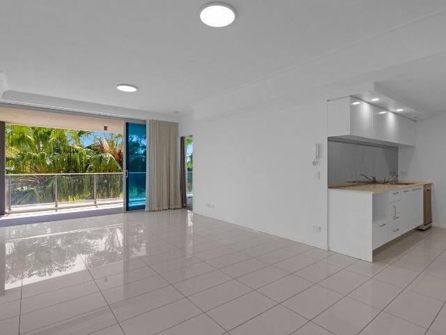 106/41 Harbour Town Drive, Biggera Waters, QLD 4216
