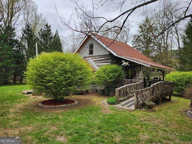 1064 Muskrat Creek Rd, Hayesville, NC 28904