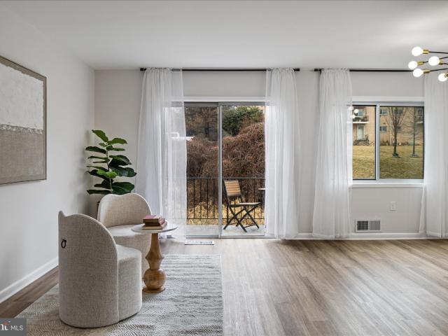 10656 Weymouth St, Unit 202, Bethesda, MD 20814 | MLS #MDMC2219