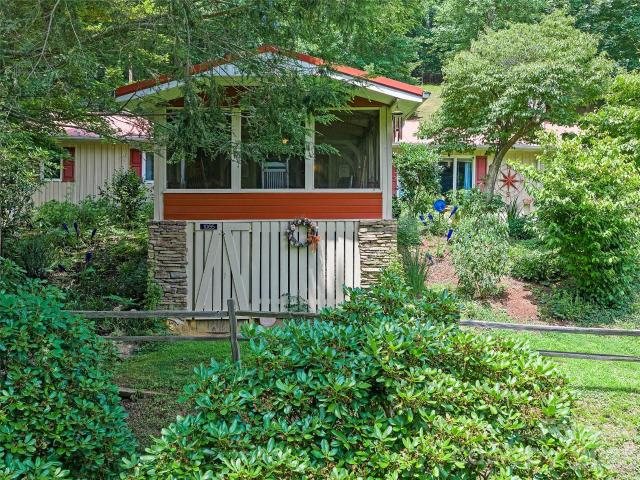 1065 Upper Pig Pen Road