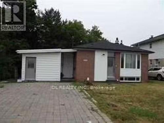 10666 Bayview Avenue, Richmond Hill, ON, L4C 3N9 house for s.