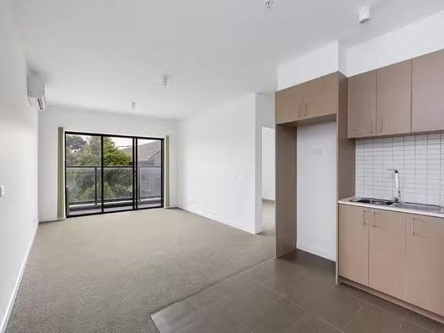 106/699 Barkly Street, West Footscray, VIC 3012