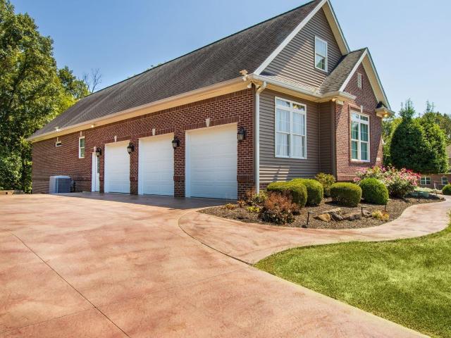 1066 N Aspen Drive