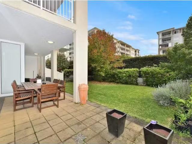 106/6 Peninsula Drive, Breakfast Point Apartment for rent Lis.