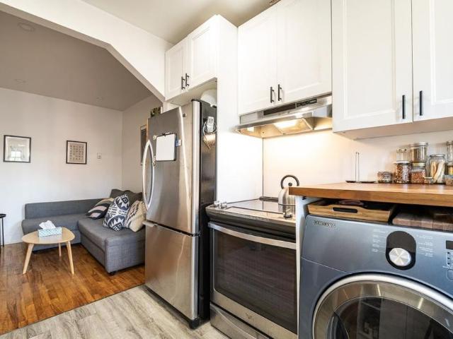10677 Rue De La Roche, H2C 2P6, H2C 2P6, Montréal