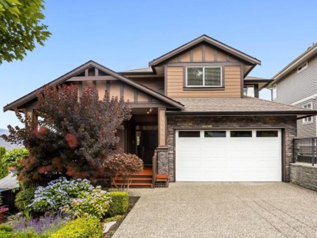10680 Street, Maple Ridge, BC, V2W 0B3 house for sale | Listing ID R3143 | Royal LePage