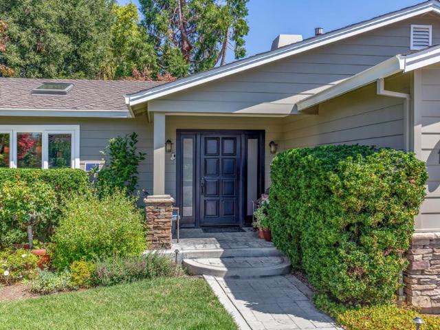 1068 Rose Avenue