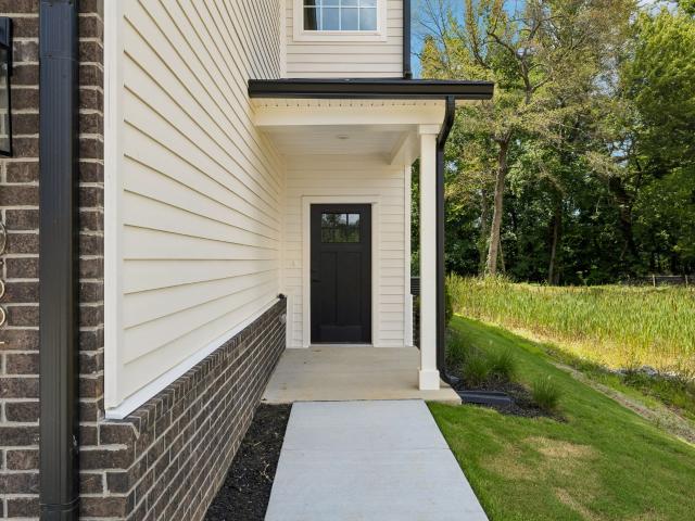 1068 Stagecoach Dr