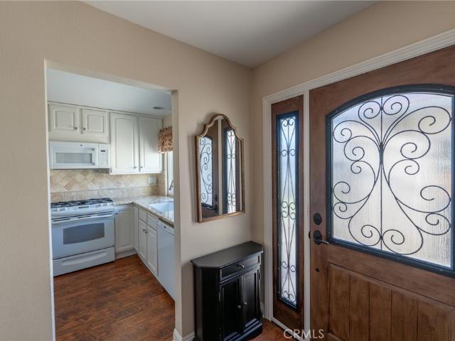 10692 Camino Real