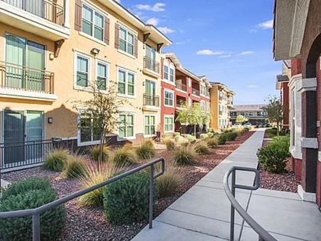 10695 Dean Martin Drive 1 Bedroom Apartment for Rent at 10695 Dean Martin Dr, Las Vegas, NV 89141