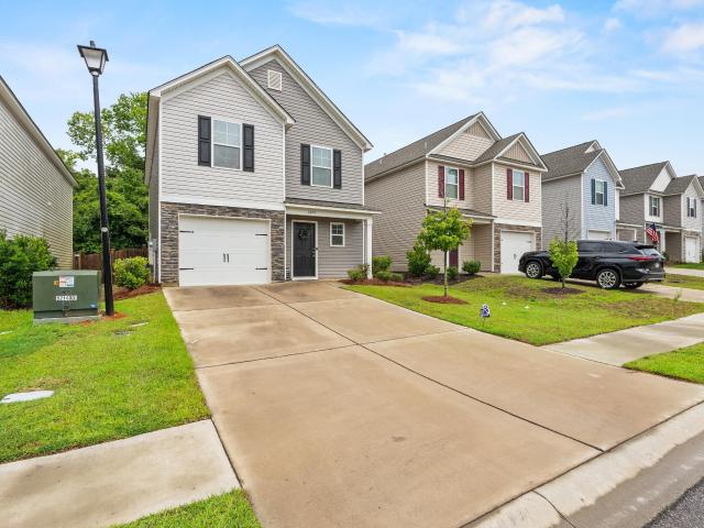 1069 Crescent Moon Loop