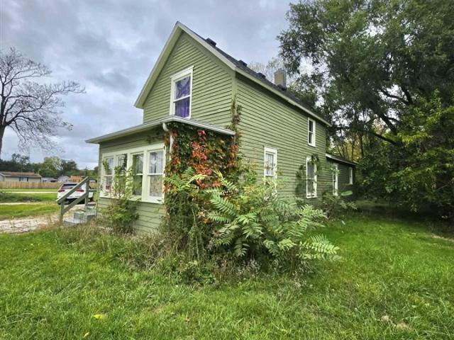 1069 E Main Street