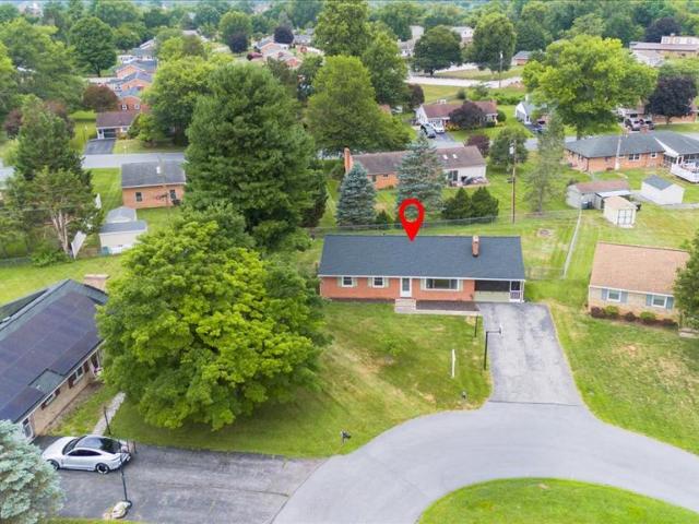 10602 Oaktree Circle