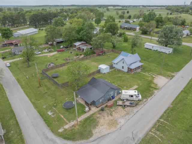 10604 N Front Street