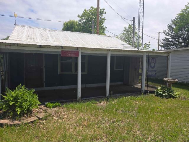 10606 Pine Lane