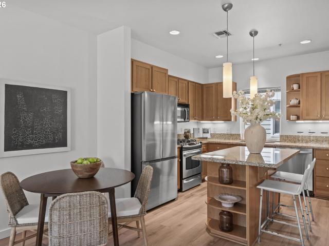 10606 se main st # 204