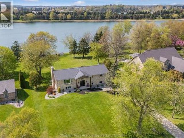 10609 Lakeview Drive, Harwich Township, ON, N7M 5J3 house for sale | Listing ID 26018 | Royal LePage