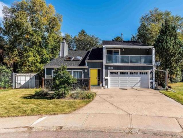 1060 A Avenue Nw, Edmonton, AB, T6J 4K3 house for sale | Listing ID E4509 | Royal LePage