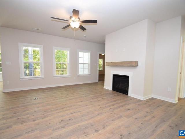 1060 Hanback Rd