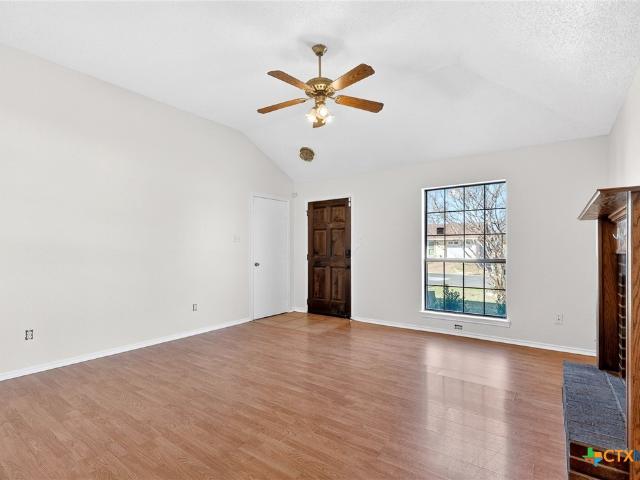 1060 Lindsey Circle