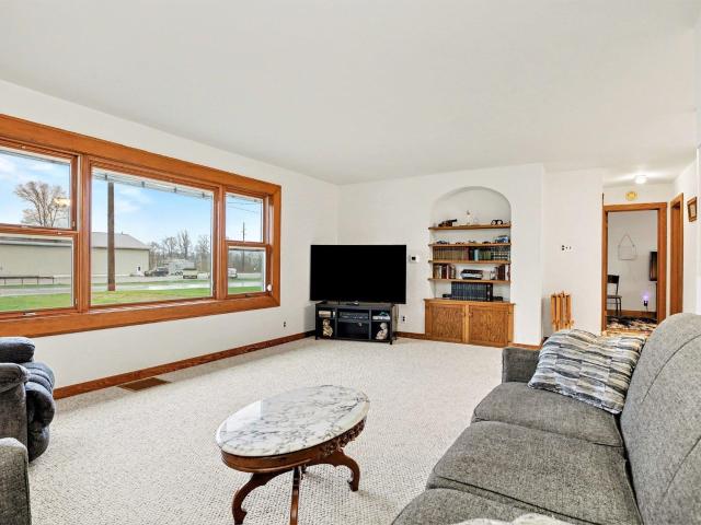 1060 W US Highway 20