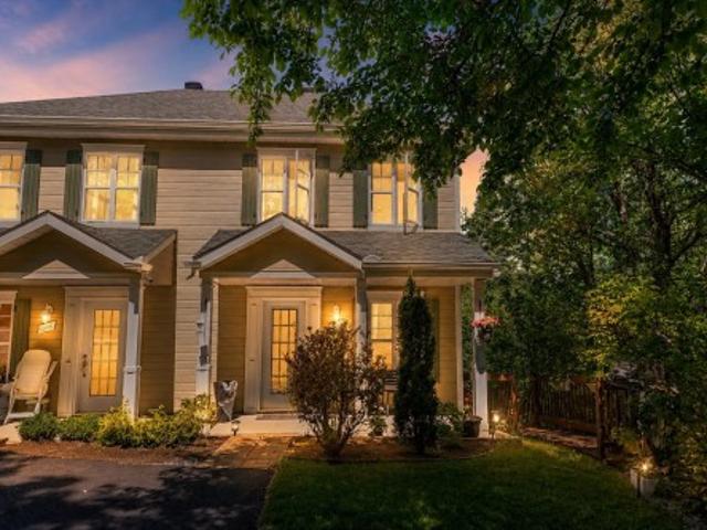 1060Z Rue Des Tournesols, Sainte Adèle, QC, J8B 1S3 house for sale | Listing ID 9542 | Royal LePage
