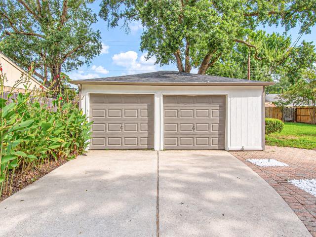 10610 Overbrook Lane