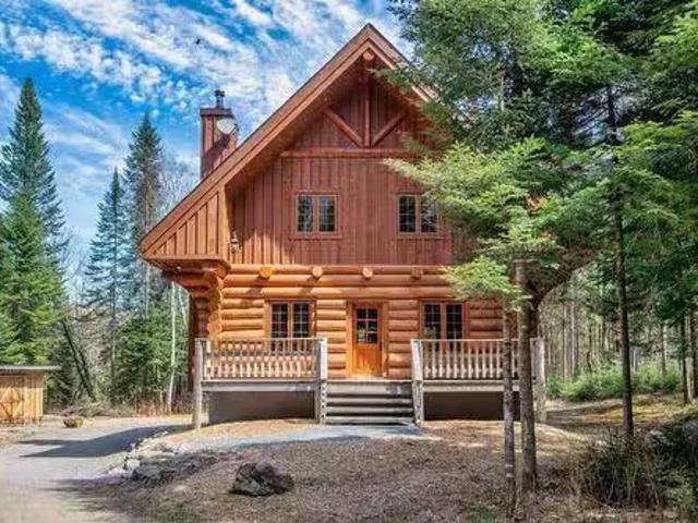 1061 Ch. De La Sauvagine, Mont Blanc, QC, J0T 1J2 house for.