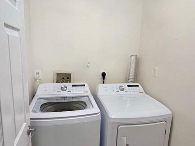 1061 Gardenview Loop # 204