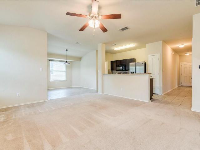 1061 Violet Ln