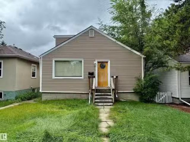 10627 76 Avenue, Edmonton, AB, T6E 1K8 house for sale Listi.