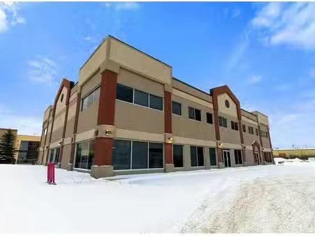 10629 West Side Drive, Grande Prairie, AB, T8V 8E6 commercia.
