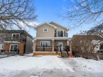 Queen Alexandra, Edmonton, Alberta - Parking