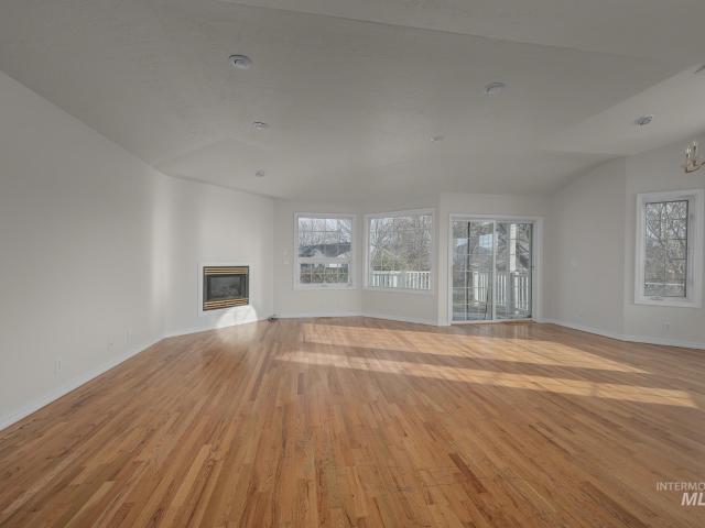 1063 NW 2nd Ave