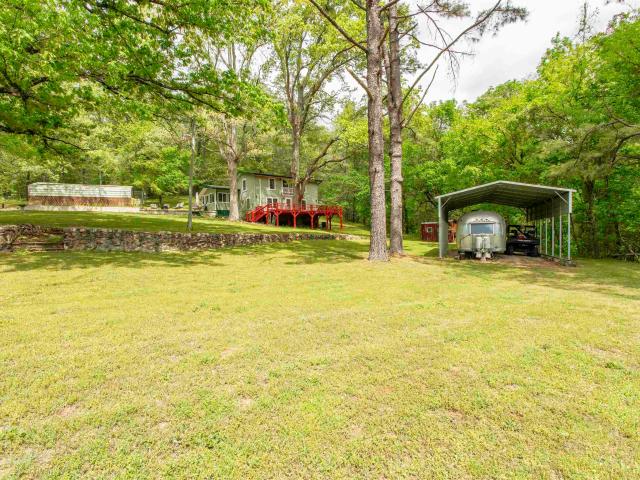 1063 Lawrence 106 Road