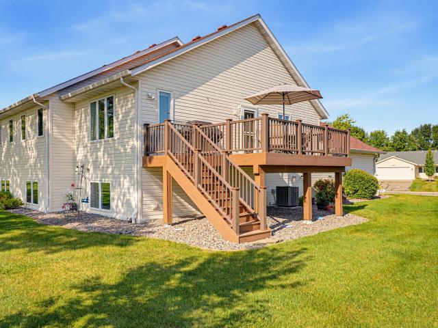 1063 Prairie View Drive SW