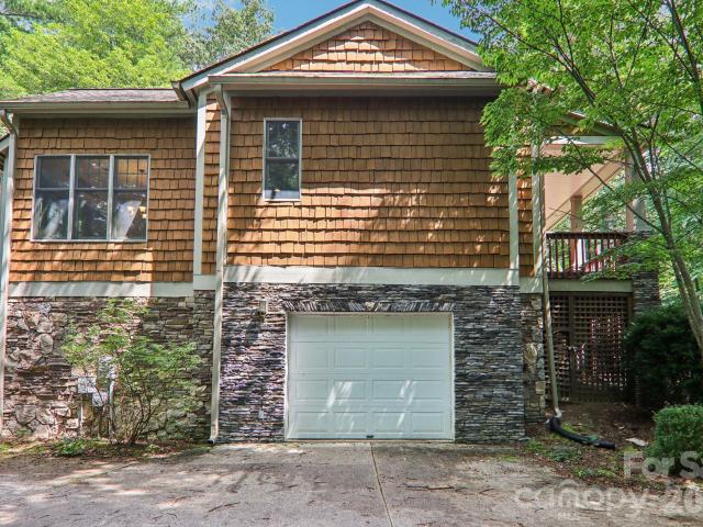 1063 Swiss Pine Lake Dr, Spruce Pine, NC 28777 | MLS #4366