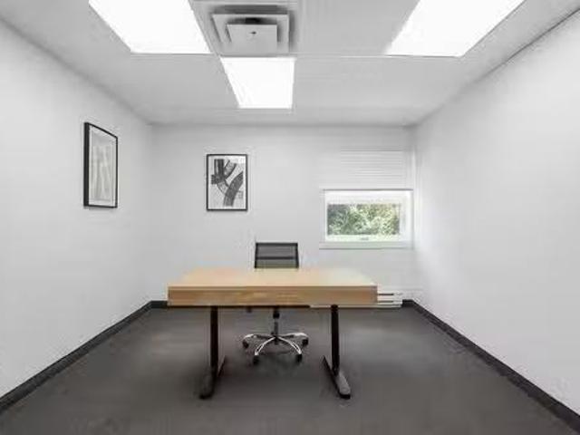 106 173 Av. Cartier, Pointe Claire, QC, H9S 4R9 commercial f.