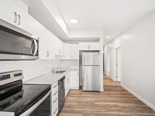 106 18 Picardy Place, Winnipeg, MB