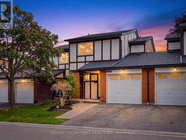106 5 Pinedale Avenue, Burlington, ON, L7L 5K3 townhouse for sale | Listing ID W13715 | Royal LePage