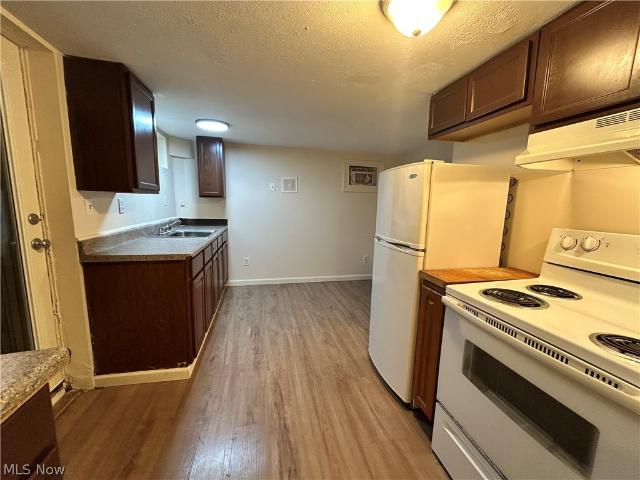 106 Columbus Way 1