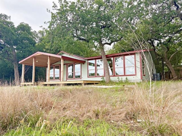 106 Caddo, Smithville, TX 78957 | MLS #577992