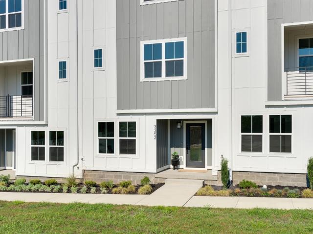 106 Chadwick Ct