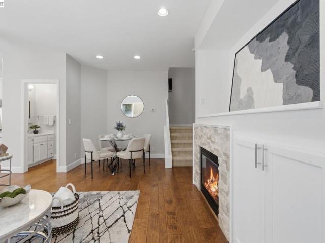 106 Accolade Dr