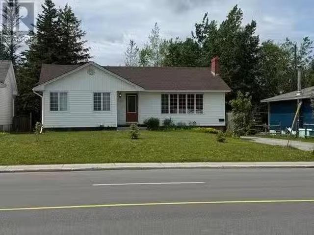 106 Airport Boulevard, Gander, NL, A1V 1T7 house for sale L.