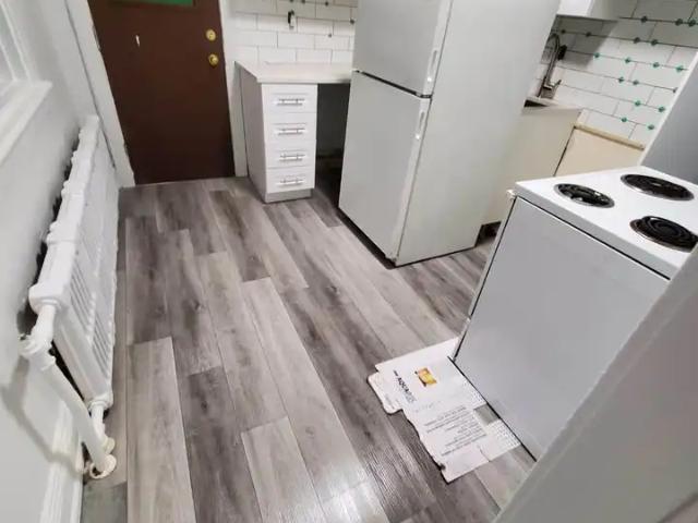 106 Armstrong Street #5: 1 Bedroom Apartment Westboro, Ottawa