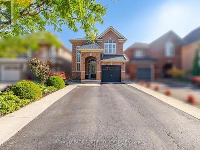 106 Ballantine Drive, Halton Hills, ON, L7G 6M7 house for sale | Listing ID W13876 | Royal LePage