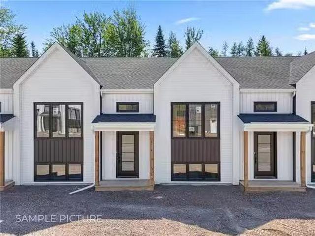 106 Beau Domaine St, Dieppe, NB, E1A 9H5 house for sale Lis.